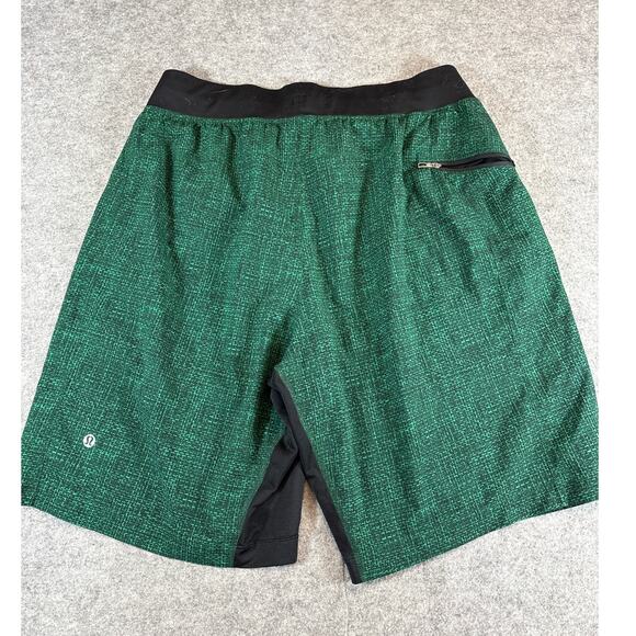 Lululemon THE Shorts Mens Large Green Geometric Pull On Gym Training Athleisure - Picture 2 of 6